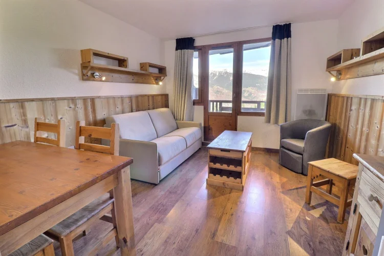 LGB616 / GRAND BOIS A / La Tania