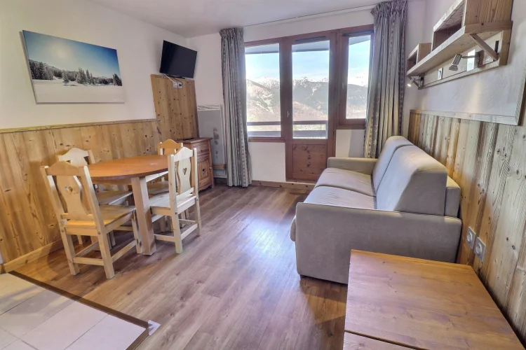 LGB618 / GRAND BOIS A / La Tania