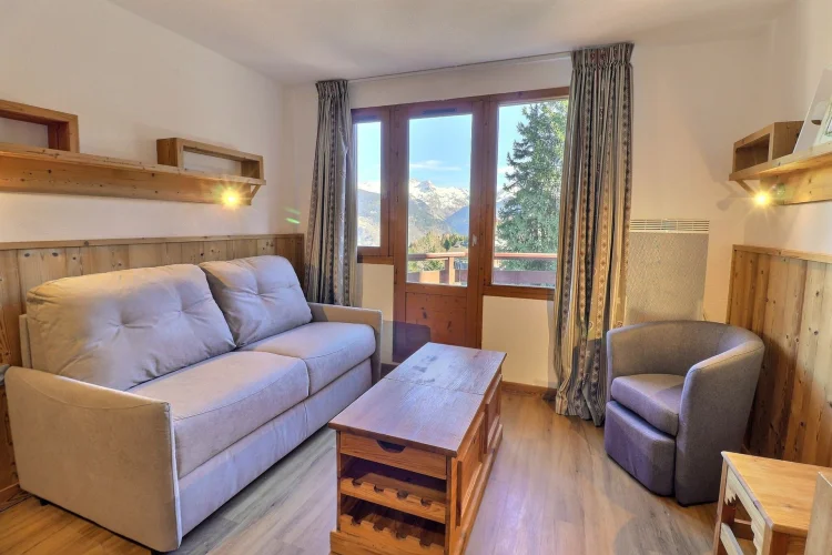 LGB928 / GRAND BOIS A / La Tania